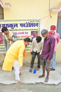 “Mosquito Nets & Sleepers Distribution Seva” for Sadhu-Sant and Needy Persons by Gurukul Foundation at Ayodhya
